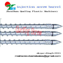 Plastic barrel screw of injection molding machine